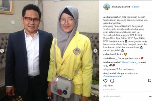 Mahasiswi Ini Manfaatkan Sosmed Berwirausaha, Cak Imin: Hebat!