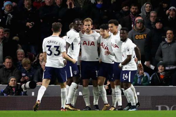 Kane Gemilang, Spurs Gilas Southampton 5-2