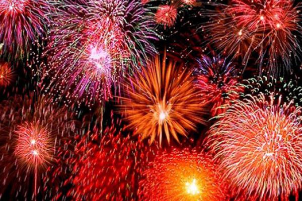 Ancol Gelar Musical Firework Malam Tahun Baru