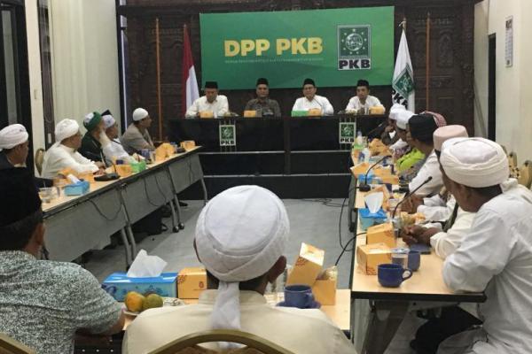 Berkunjung ke PKB, 30 Ulama Sumut Doakan Cak Imin Dampingi Jokowi