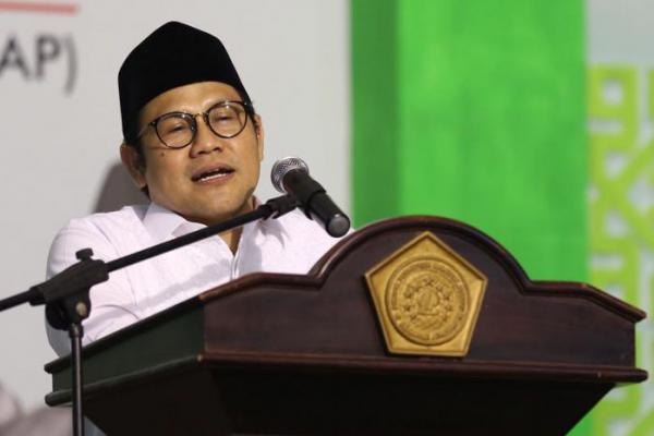 Terima Mandat Cawapres dari Kiai se Bandung Raya, Cak Imin Terharu