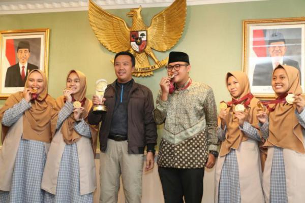 Santri Tazkia International Islamic Boarding School (TIIBS) Juara, Ini Pesan Menpora