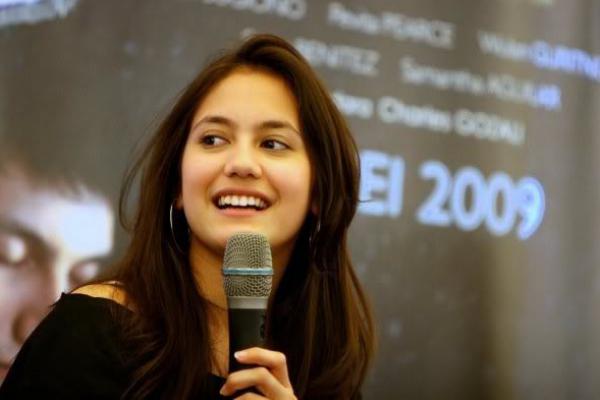 Totalitas Pevita Pearce saat Main Perdana Film Horor