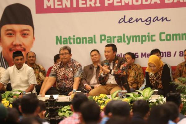 Menpora Beserta Istri Hadiri Buka Puasa Bareng Atlit di Solo