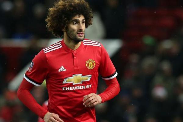Tinggalkan MU, Fellaini Pilih Arsenal?