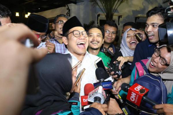 Tawa Pecah Saat Cak Imin Keceplosan `Daftar Jokowi-Cak Imin`