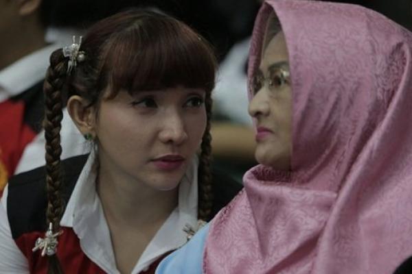 Ibunda Roro Fitria Meninggal Dunia, Pengadilan Berikan Izin Hadiri Pemakaman