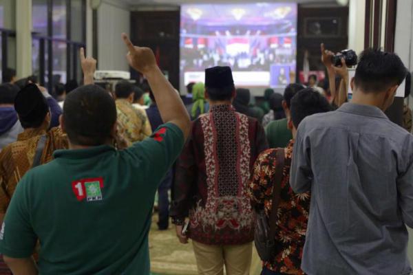 Masyarakat dan Kader Penuhi Area Nobar Debat Capres PKB