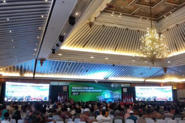 Presiden Jokowi Hadiri Penandatanganan Kerjasama BLK Komunitas di Grand Sahid Jakarta