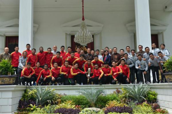 Presiden Jokowi Tambah Bonus Rp200 Juta Tiap Pemain Timnas U-22