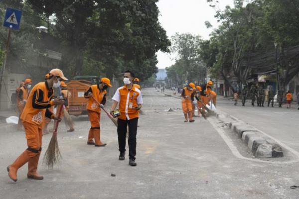 Pasca Kerusuhan, Sejumlah Ruas Jalan di Jakarta Berangsur Normal