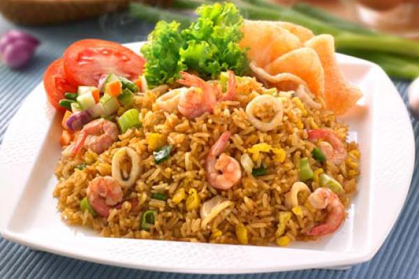 Ragam Budaya dan Sejarah Dalam Sepiring Nasi Goreng