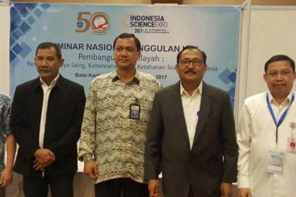 Johozua M Yoltuwu: Bangun Desa Teringgal dengan 4 Program Prioritas