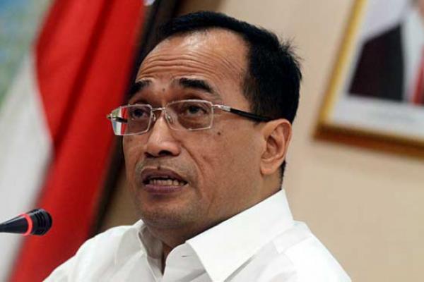Menhub Budi Tegaskan Angkutan Logistik Tidak Dibatasi Selama PPKM Level 3