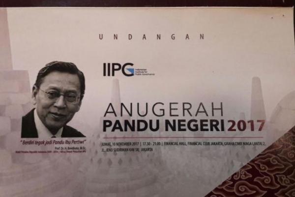 Walikota Palu Hadiri "Anugerah Pandu Negeri 2017"