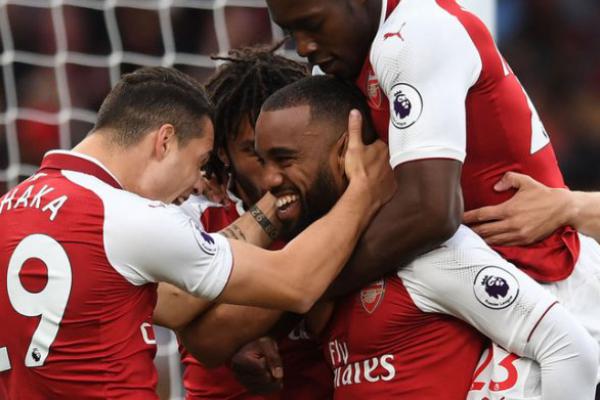 Emery Optimis Arsenal Bisa Raih Gelar Bergengsi Musim Ini