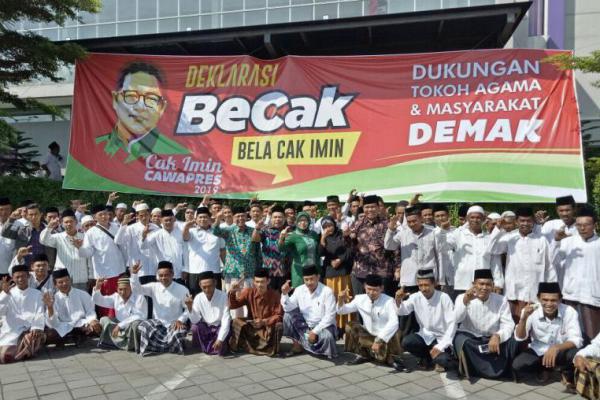 Relawan Becak Deklarasi Cak Imin Cawapres 2019