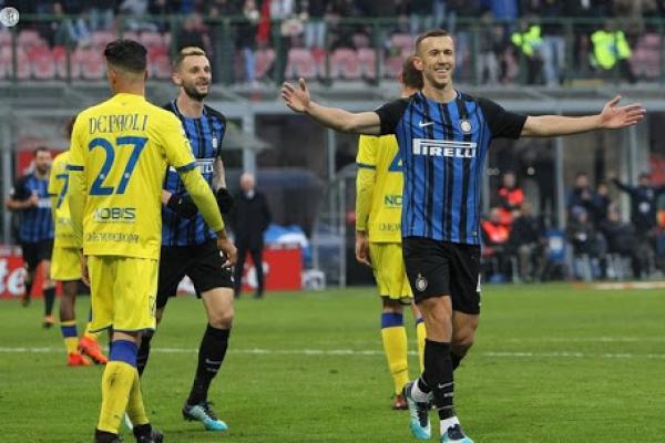 Gilas Chievo 5-0, Inter Puncaki Klasemen