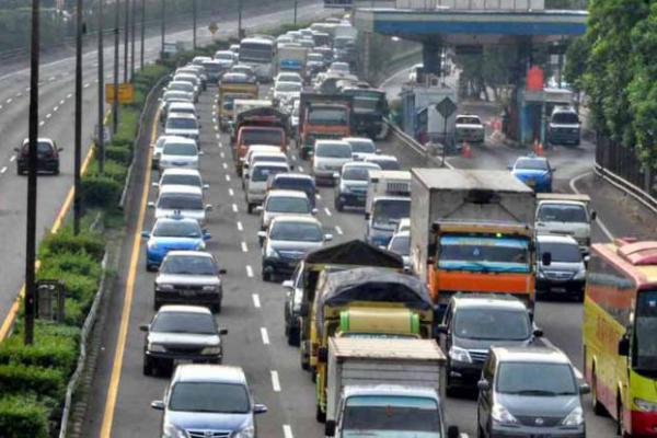 Ganjil-Genap Tol Cikampek Berlaku, Pemerintah Siapkan Bus