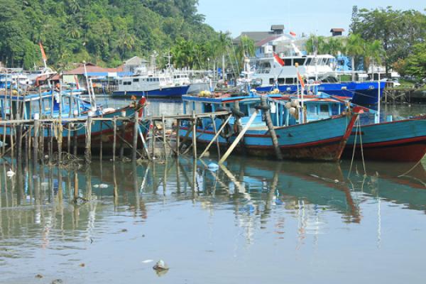 Nelayan Sumbar Menjerit, Protes Aturan Menteri KKP