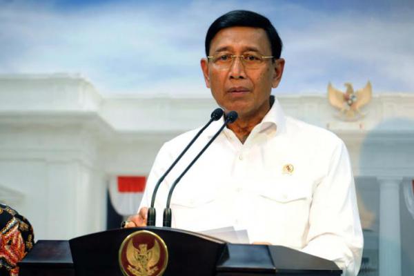 Menko Polhukam Wiranto Ditusuk Pria Tak Dikenal di Pandeglang