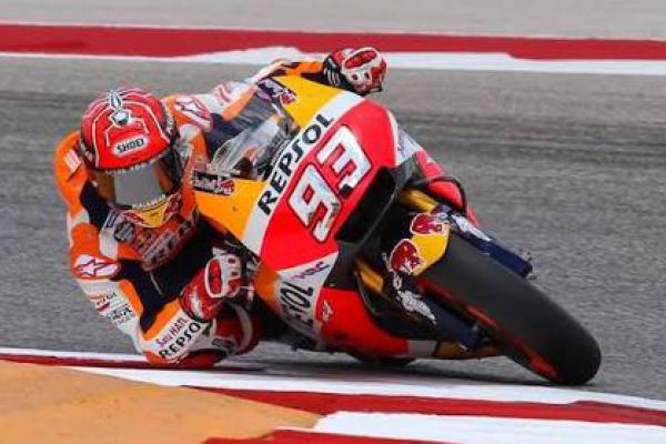 Rossi Sebut Marquez Pembalap Tangguh dan Tak Punya Batas