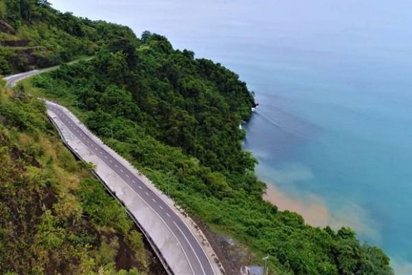 1070 KM Jalan Trans Papua Akhirnya Terhubung