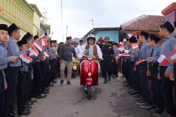 Rayakan Milad, Pemuda Muhammadiyah Ajak Cak Imin Naik Vespa