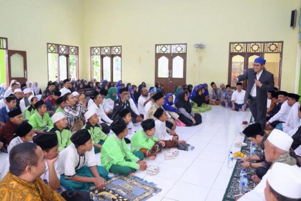 Di Ponpes al-Badar 2 Banten, Cak Imin Dibaiat sebagai Abul Yatama