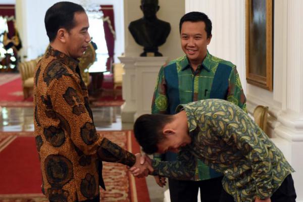 Canda Jokowi ke Egy: `Kaya Orang Polandia Sekarang` 