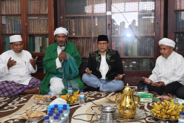 Cak Imin ke Balikpapan, Kiai Rasyid: Jangankan Cawapres, Maju Caprespun Kita Dukung