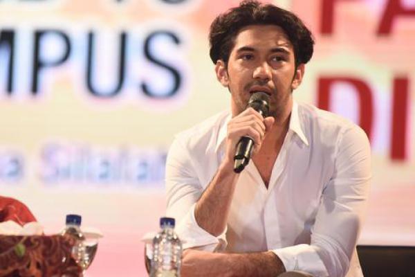 Reza Rahadian Ajak Masyarakat Tidak Golput Lewat Petisi