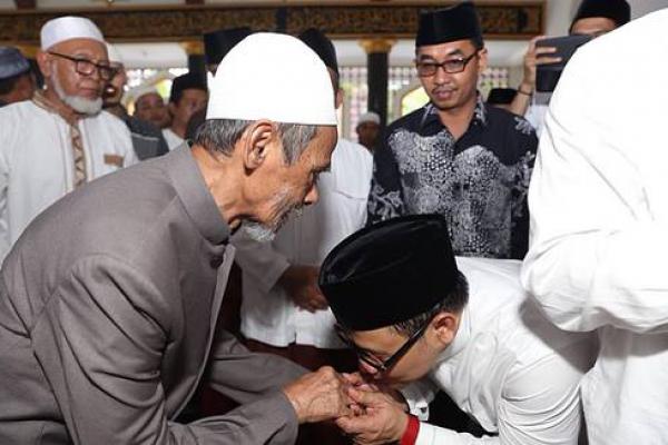 Cak Imin Cawapres Berlatar Islam Paling Setia, Solid dan Membawa Hoki