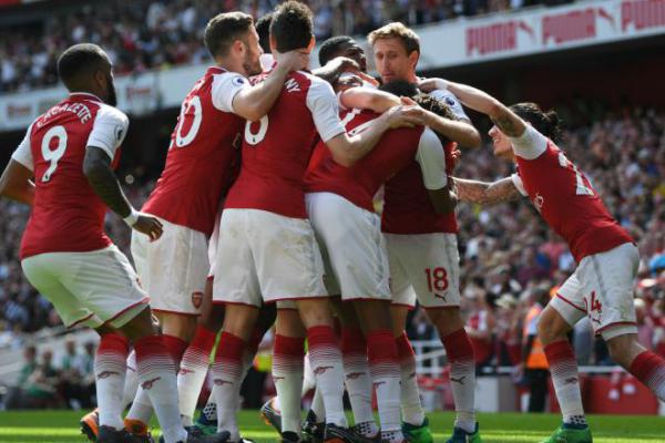 Arsenal Tundukkan Napoli, Unai Emery Bahagia