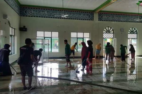 PBNU Ajak Masyarakat Bersih-Bersih Masjid Serentak Nasional