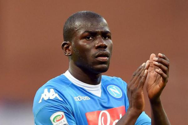 Perkuat Lini Belakang, Barcelona Incar Kalidou Koulibaly