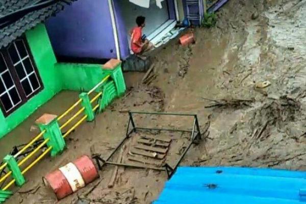 Banjir Bandang Terjang Songgon dan Singojuruh Banyuwangi