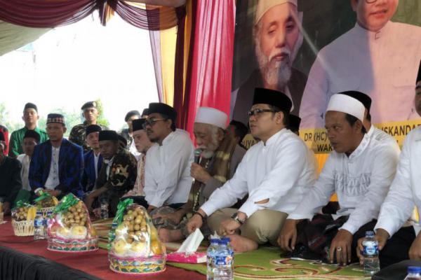 Haul KH Abdullah Anggaderpa, Cak Imin Tahlilan Bersama Abuya Muhtadi