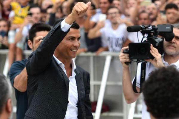 Sambut Ronaldo di Turin, Matuidi Senang Bermain dengan pemain Terbaik Dunia
