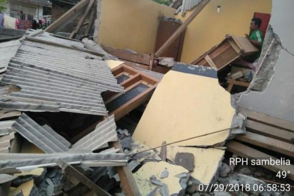 Bantu Korban Gempa, Jokowi Siapkan Anggaran Rp50 Juta Per Rumah