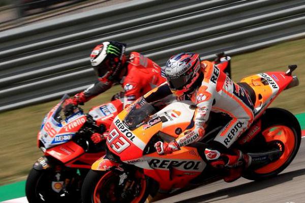 Drama MotoGP Austria, Lorenzo Kembali Pecundangi Marquez