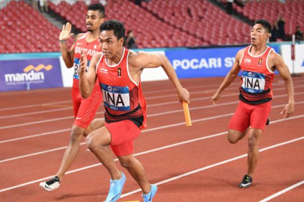 Indonesia Dulang Medali Perak Nomor Lari Estafet 4x100 M Putra
