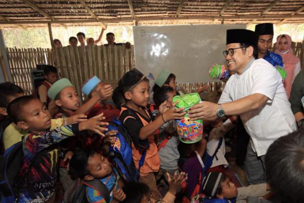 Cak Imin Sapa Korban Gempa Lombok di Sekolah Kebangkitan Bangsa