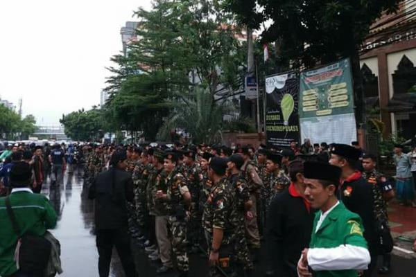 HMI akan Gelar Aksi Bela Bendera HTI di PBNU,  2000 Banser Disiagakan 