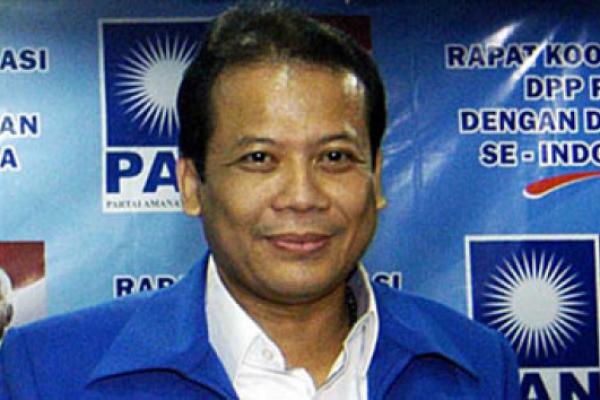 Kode Suap Khas Taufik Kurniawan: 1 Ton = 1 Miliar