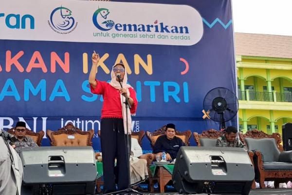 Menteri Susi: Santri Yang Tidak Gemar Makan Ikan, Saya Tenggelamkan