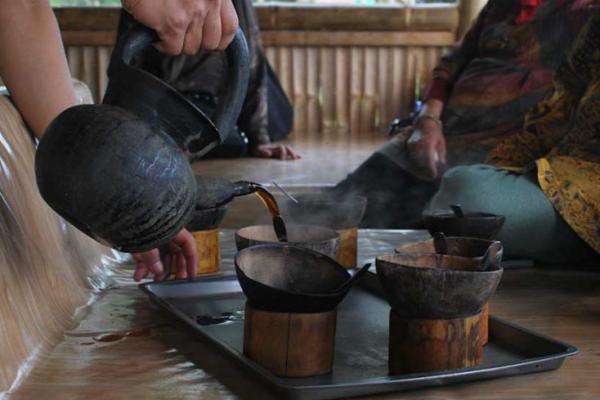 Festival Pesona Budaya Minangkabau: 1018 Gelas Kawa Daun Siap Pecahkan Rekor MURI