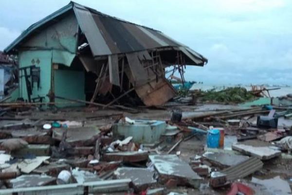 Kemenpora Beri Santunan Keluarga Pegawai Kemenpora yang jadi Korban Tsunami 