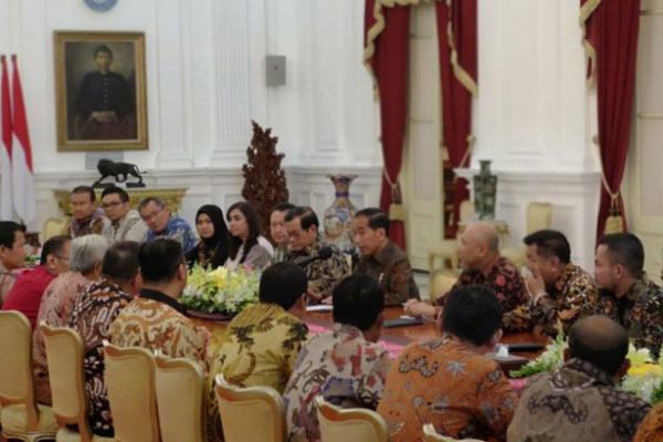Presiden Jokowi Terima Kunjungan Pengusaha Beras di Istana Merdeka