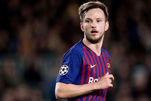 Sevilla Siap Pulangkan Ivan Rakitic Musim Depan